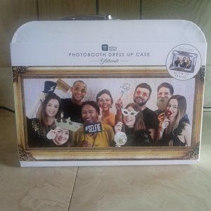 Talking Tables Photobooth Prop Case (15 Props)